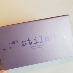 Stila, In The Moment Palette
